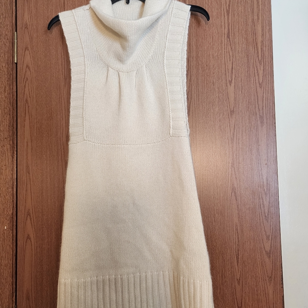 Stunning Jamison Sleeveless Cowlneck 100%  Cashmere Sweater XS Ivory NWOT  SOFT